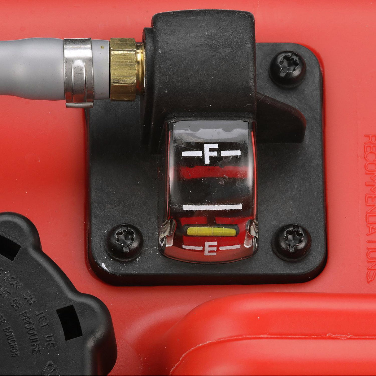 OEM Mercury / Quicksilver 8M0047598 Portable Marine Boat Fuel Tank w/ Fuel Demand Valve, 3.2 Gallon Capacity